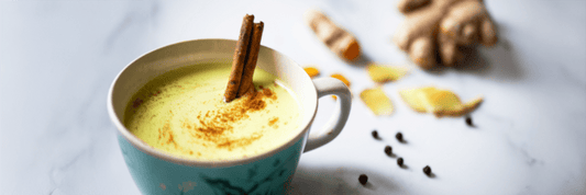 Golden milk: un rituale d’oro per il tuo benessere invernale - Silkflair
