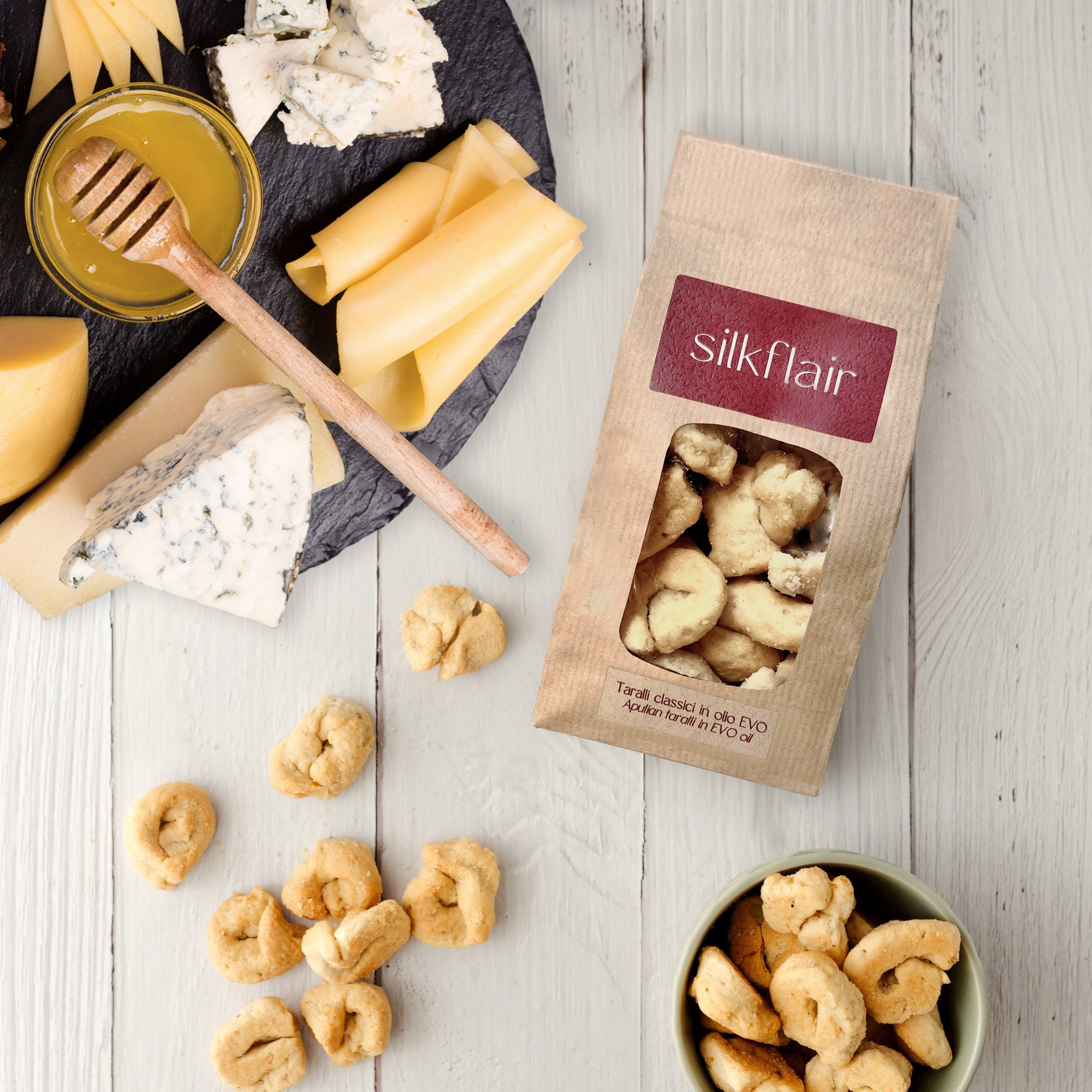 AperiTrio - box pomodori sott'olio, conditutto e taralli - Silkflair