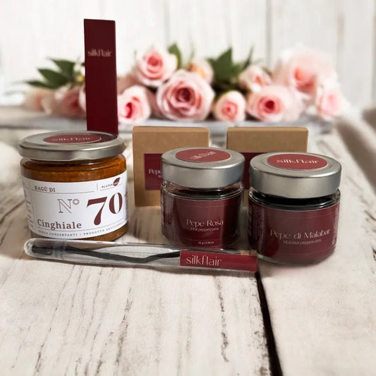 Profumo di mamma - box ragù di cinghiale, pepe rosa, vaniglia Bourbon in baccello e pepe di Malabar - Silkflair